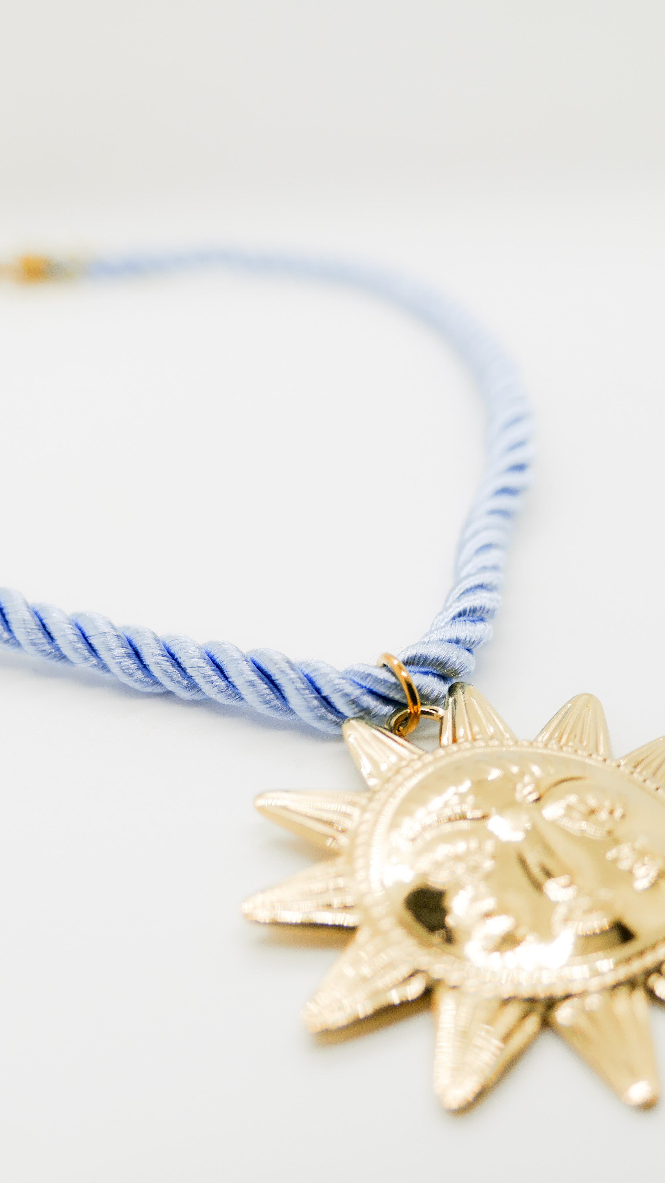 Collier Sola