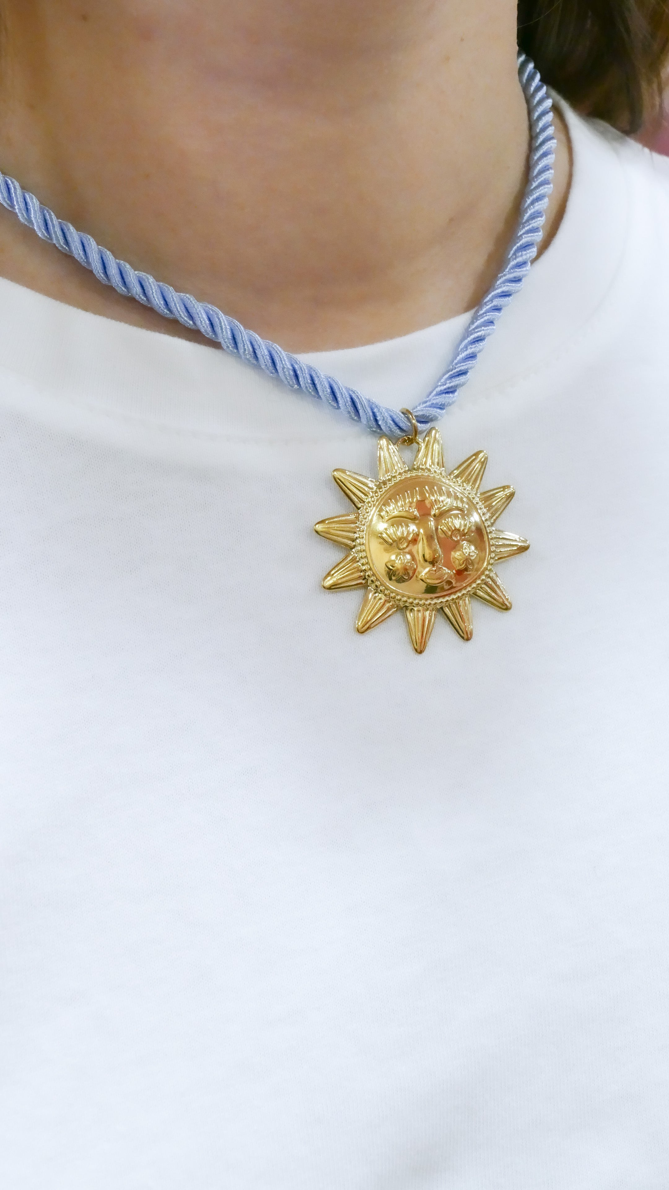 Collier Sola