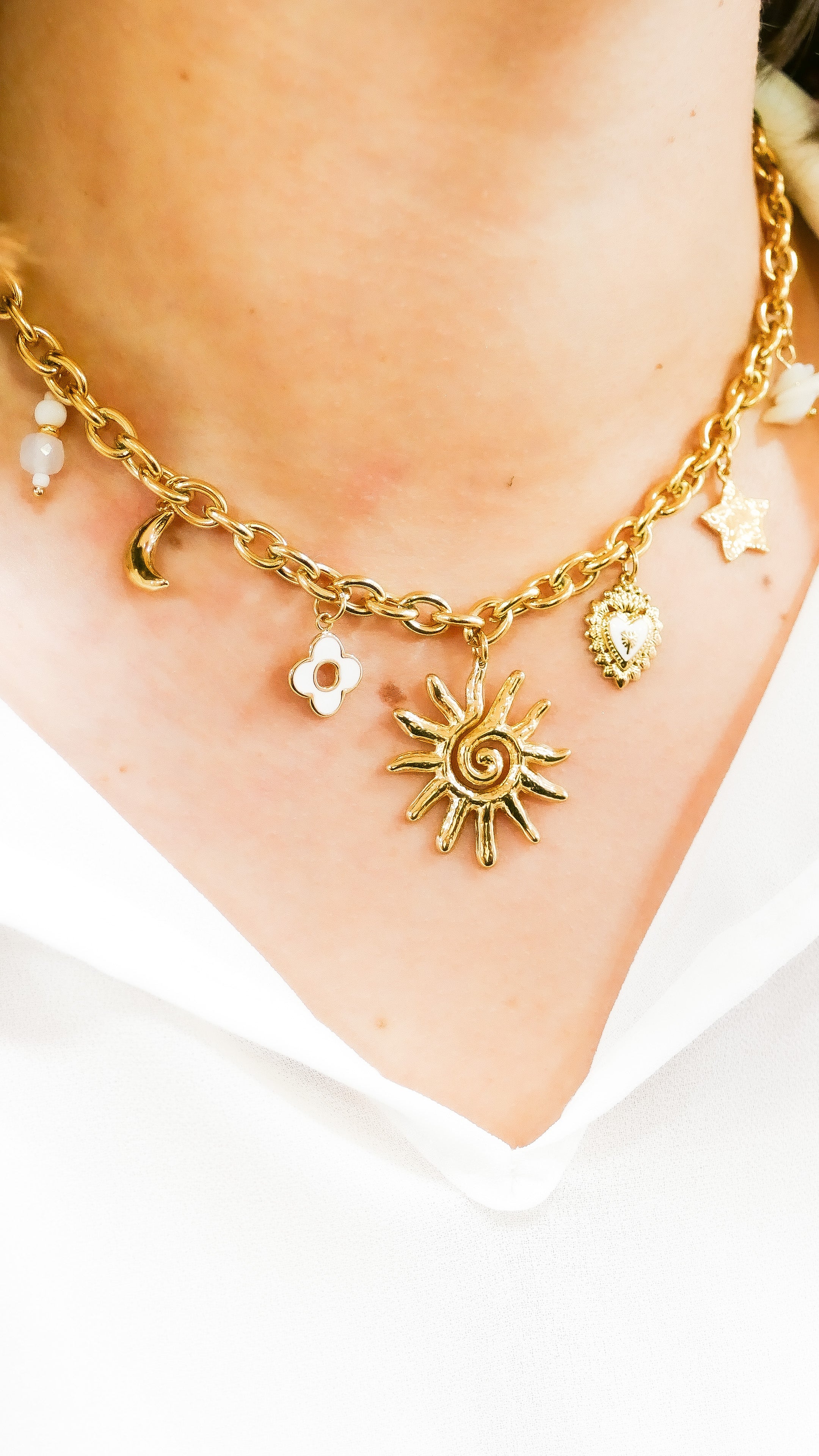 Collier Suna