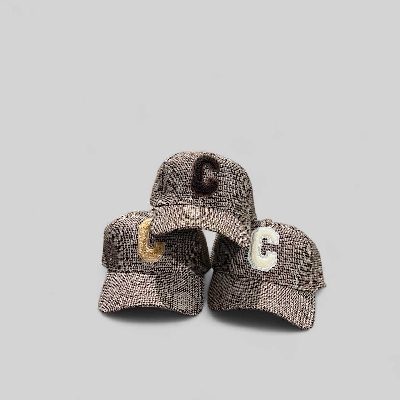 Casquette lettre