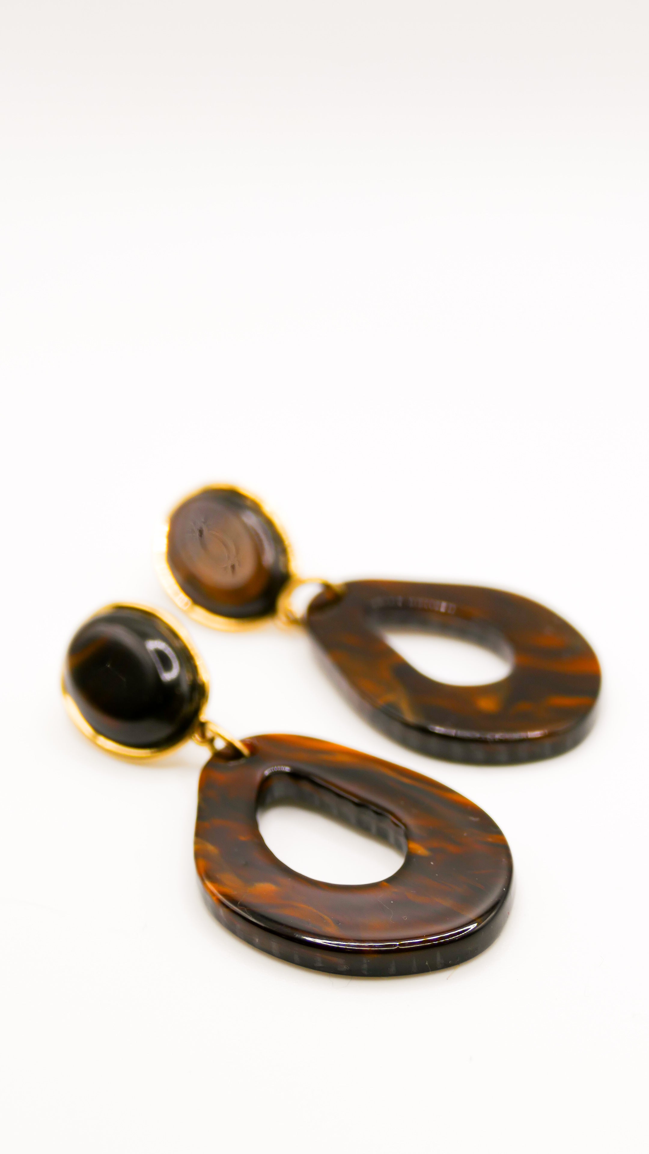 Boucles d'oreilles marron en acétate